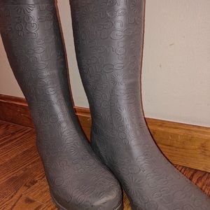 UGG rubber rainboots